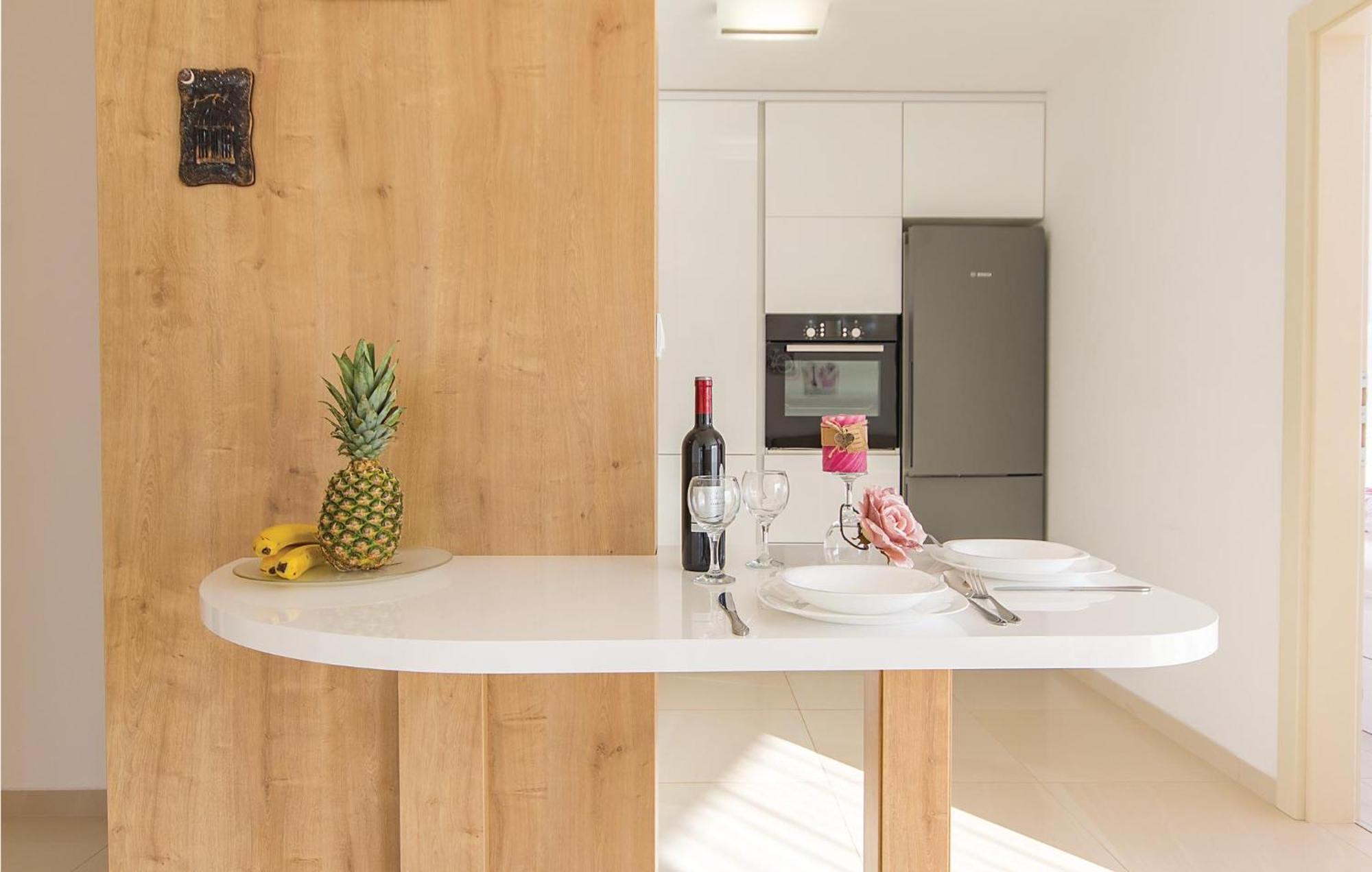 Lovely Apartment In Medulin With Kitchen 외부 사진